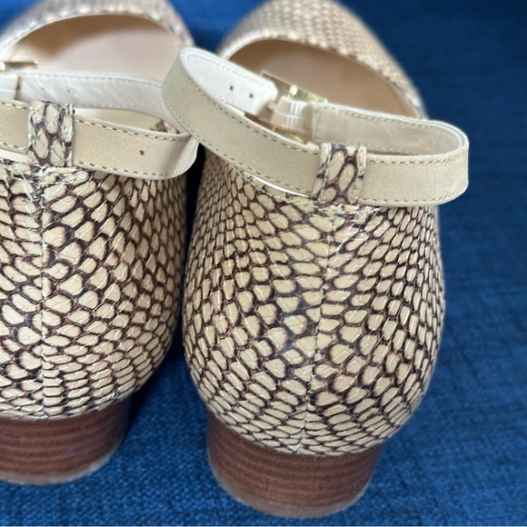 Adrian Allen ballet w low heel and ankle strap.  8 B - Picture 2 of 11